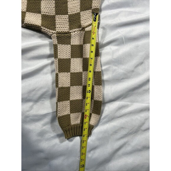 Blue Blush Women's Size Large Checkered Sweater Cropped Oversized - Picture 6 of 9